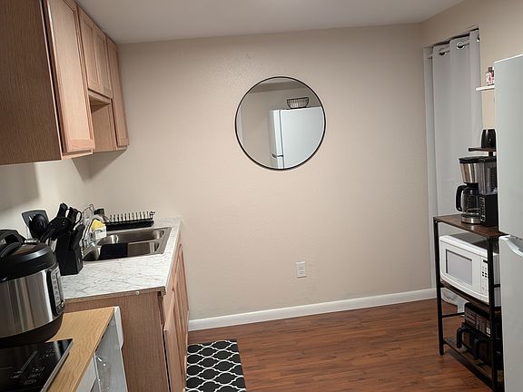 4th image of 16320 E Bates Dr #2