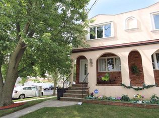 382 Montreal Ave, Staten Island, NY 10306