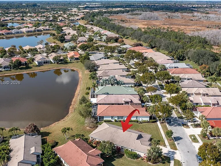 2675 Clipper Cir — Photo 30