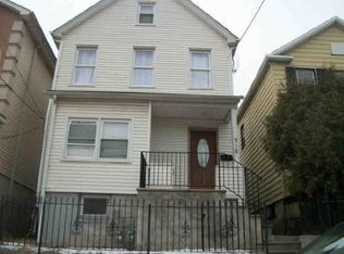 916 Anna St, Elizabeth, NJ 07201
