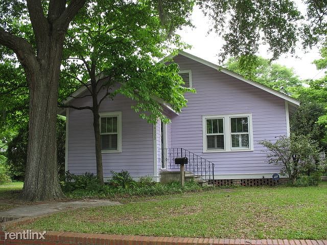 3bd/1.5ba Park Circle home in Amazing location!