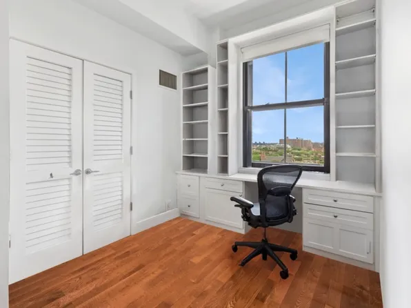 1 Hanson Place image 8 of 25