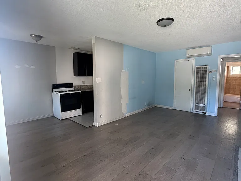 1131 E Garvey Ave N #17 — Photo 6