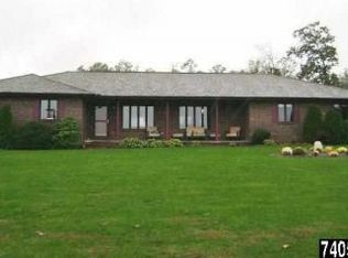 14054 Ridge Rd, Stewartstown, PA 17363