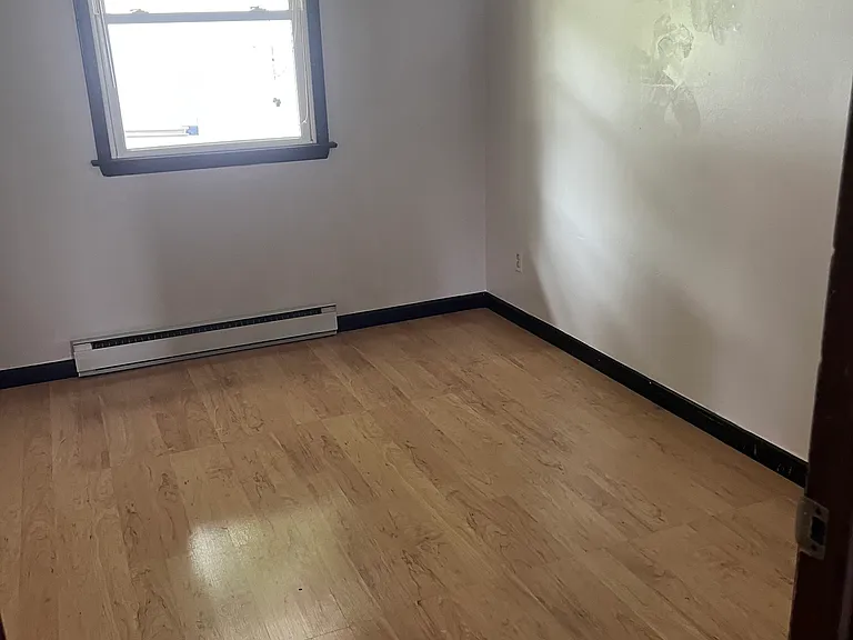 1015 E Hamilton St #1 — Photo 6