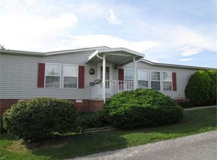 5 N Marjorie Ln, Hendersonville, NC 28792