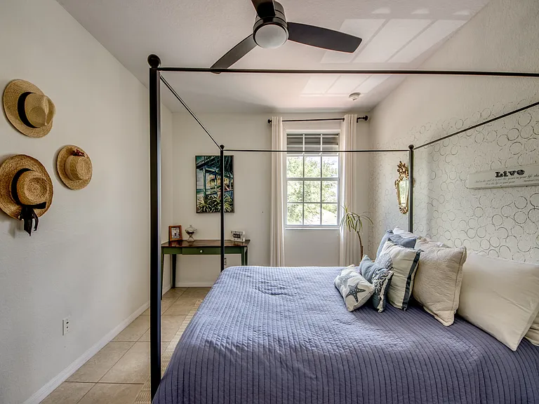2731 Blue Cypress Lake Ct — Photo 4