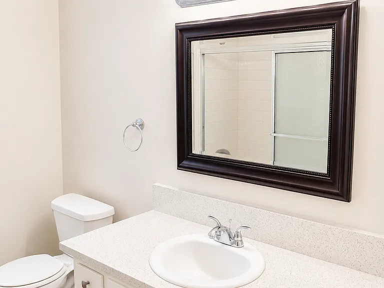 135 N Hayworth Ave #207 — Photo 7