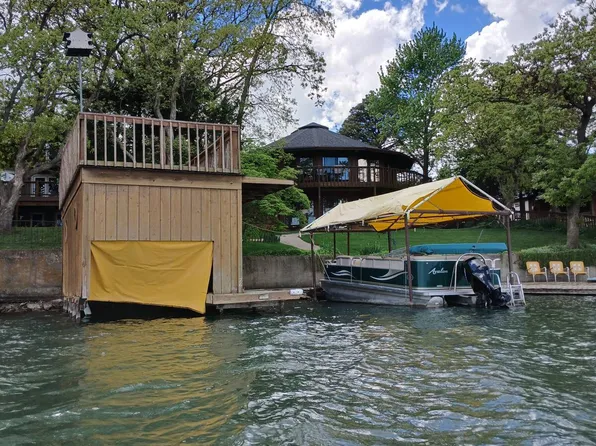 76 Lakeview Cir, Alma, KS 66401