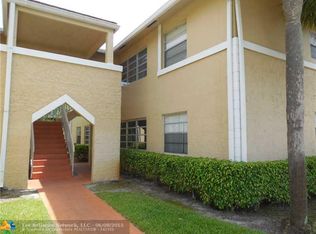 10222 Twin Lakes Dr #16-B, Coral Springs, FL 33071