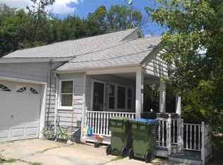 82 Brookhill Ave, Edison, NJ 08817