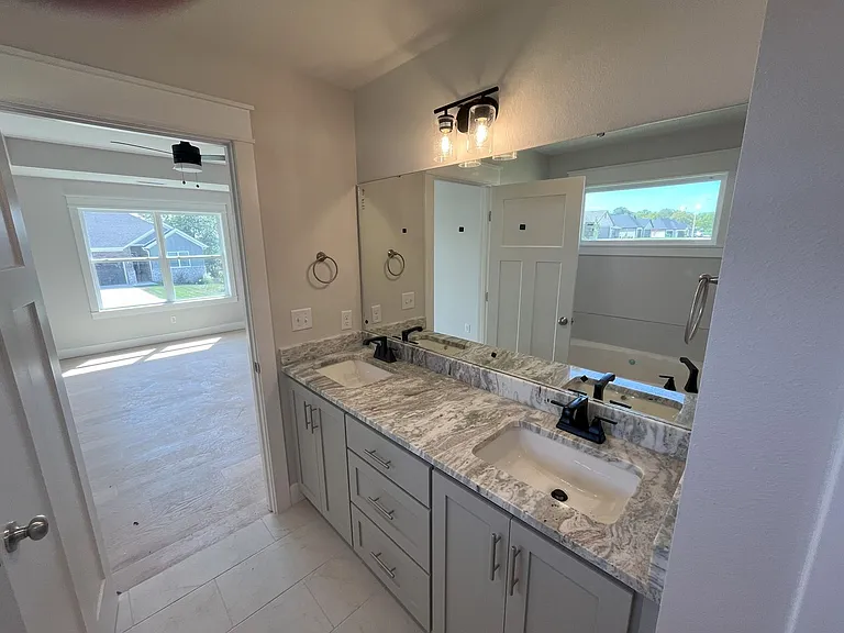 5915 S Applewood — Photo 12