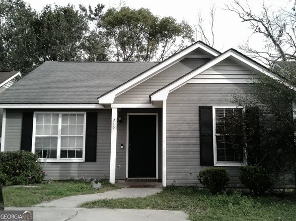 216 Blue Pool Dr, Valdosta, GA 31602