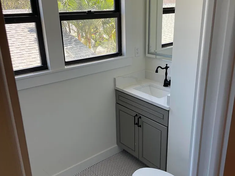 1306 Florida Ave — Photo 11