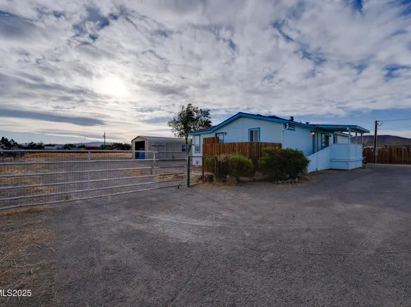 3409 Elm St, Silver Springs, NV 89429