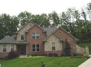 6152 Rose Petal Dr, Cincinnati, OH 45247