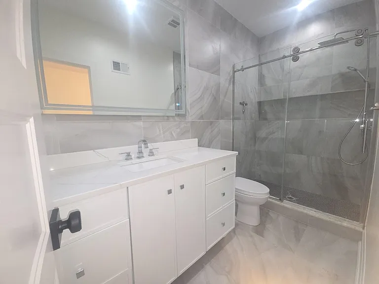 191 Terrace Ave #2 — Photo 12
