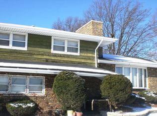 141 W 27th Pl, South Chicago Heights, IL 60411