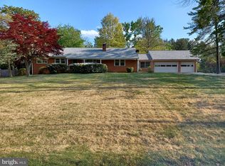 701 Hobbs Dr, Silver Spring, MD 20904