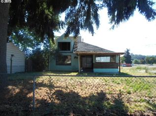 195 Cobb St, Dillard, OR 97432