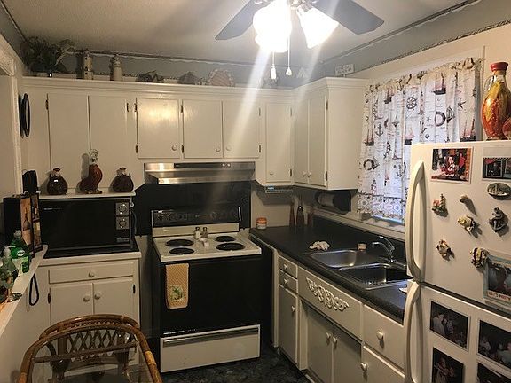 2nd image of 2140 Reedale Ave