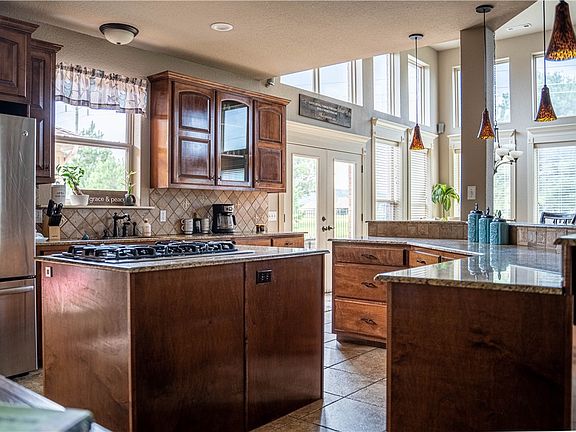 5th image of 11664 Club House Pkwy