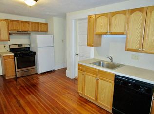 137 Bridge St #3, Newton, MA 02458