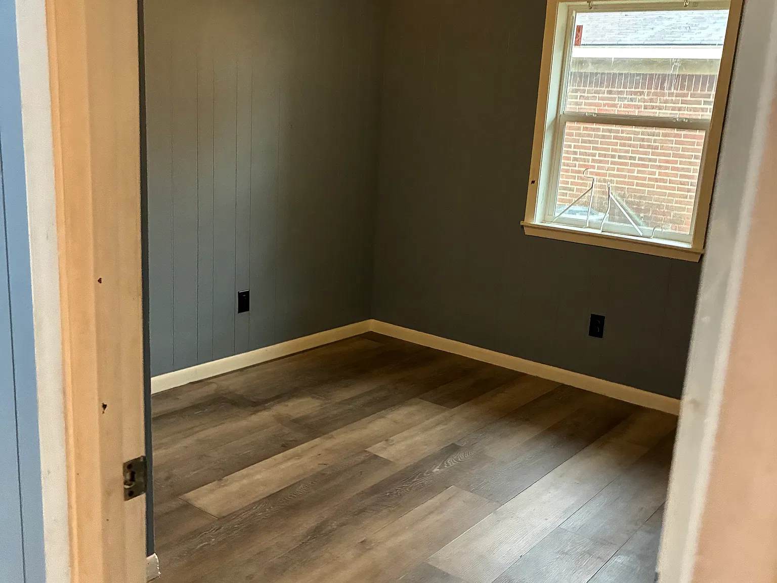 2 bed, 940 sqft, $575 — Photo 3