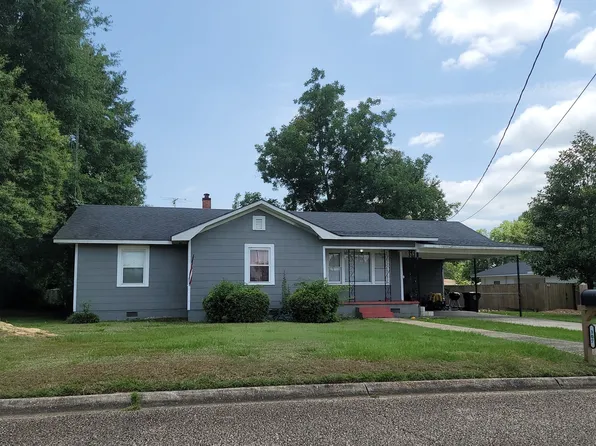 307 W Fulton St, Hartford, AL 36344