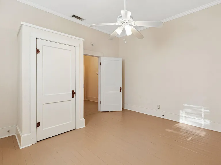 600 S Glasgow Dr — Photo 31
