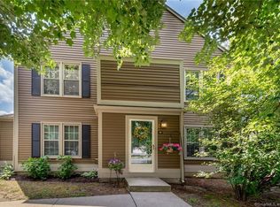 23 Newberry Ln #23, Glastonbury, CT 06033