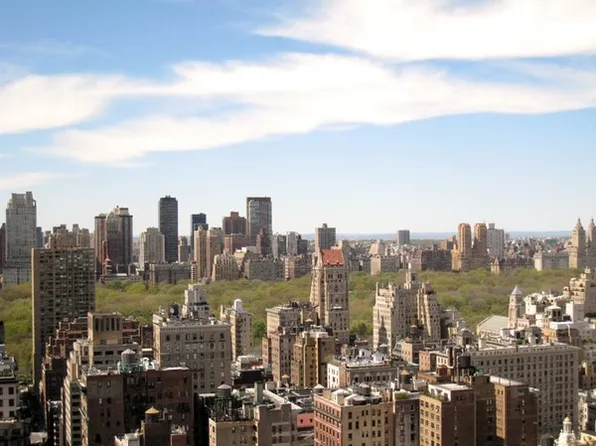 200 East 61st Street image 7 of 7