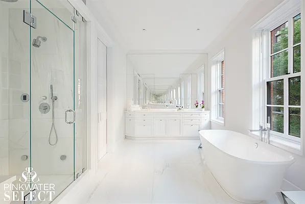 Sold by Pinkwater Select | media 38