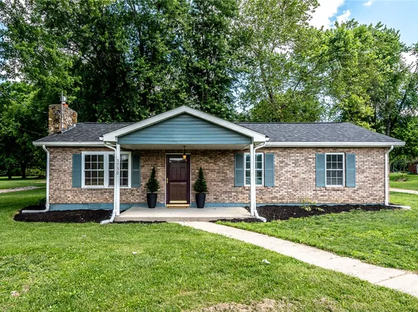 3730 Greentree Rd, Lebanon, OH 45036