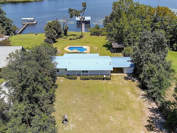 2nd image of 8133 Clearwater Dr