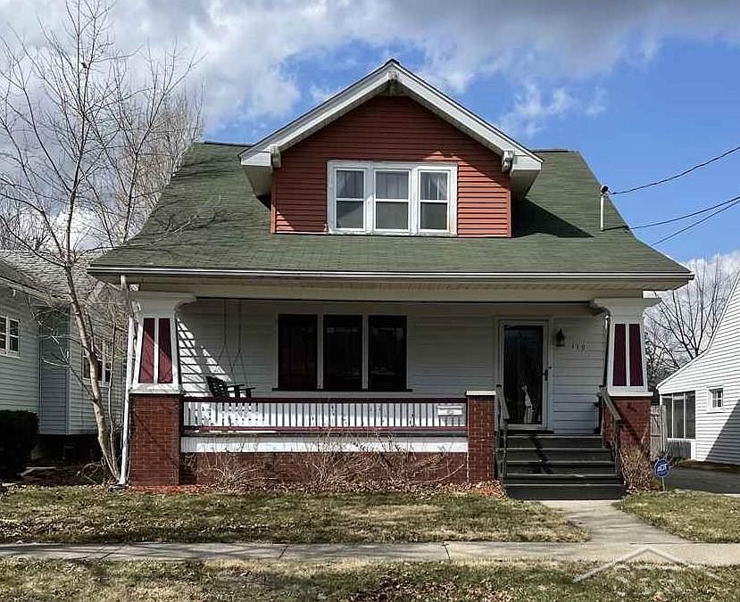 1st image of 119 Trier St
