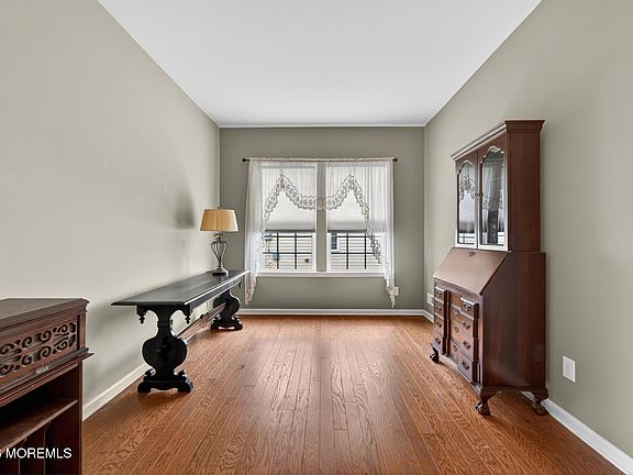 5th image of 88 Aberdeen Lane
