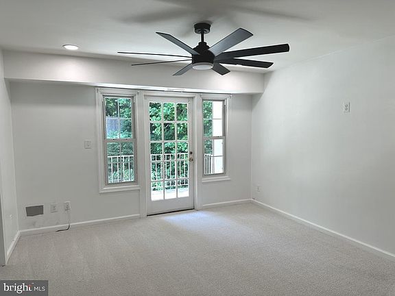 3rd image of 5900 Prince George Dr #333
