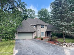 3 Cardinal Ct, Plattsburgh, NY 12901