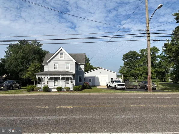 909 Main St, Salem, NJ 08079