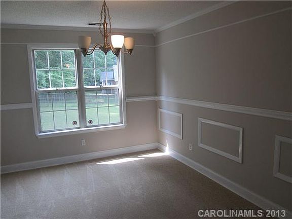 3rd image of 6010 Scots Bluff Dr