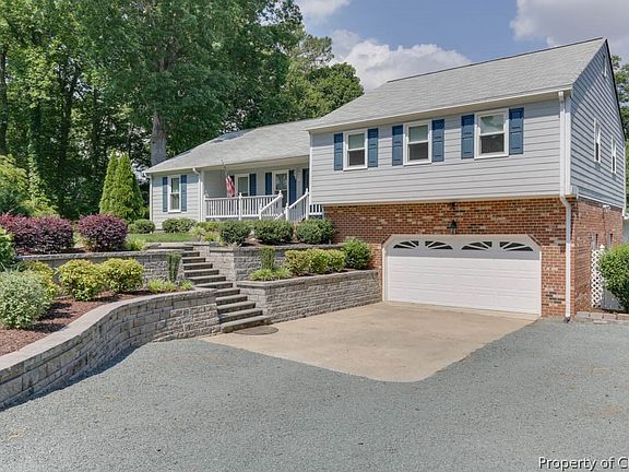 4th image of 151 Sandpiper St