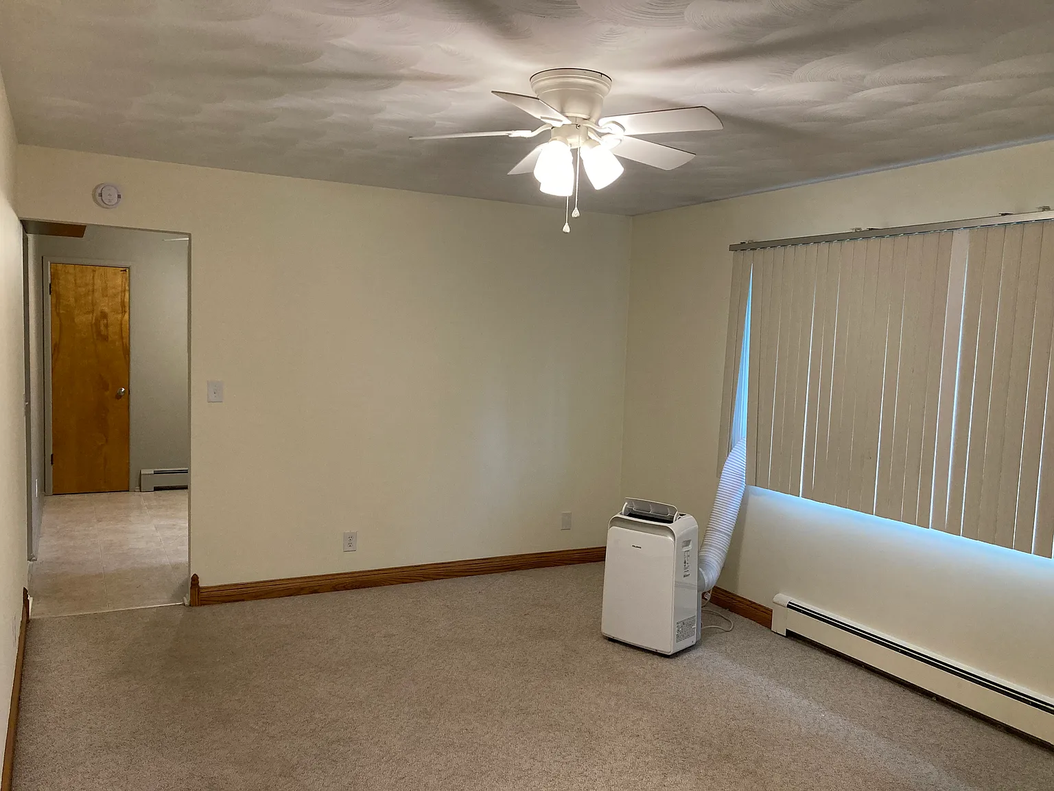 2 bed, 927 sqft, $1,325 — Photo 4