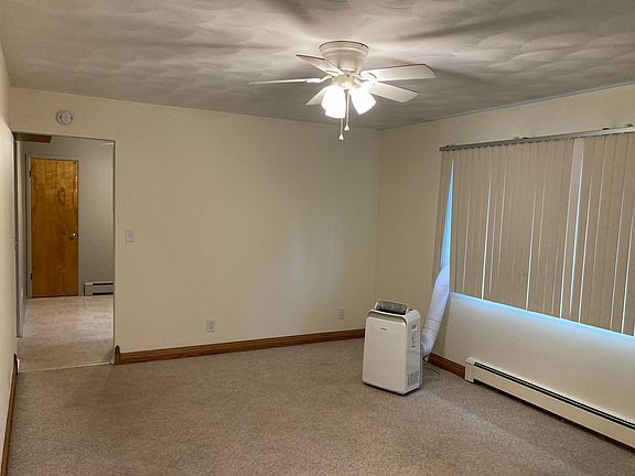 4th image of 4612 Tolland Ave