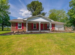 665 Travis Rd, Taylorsville, KY 40071