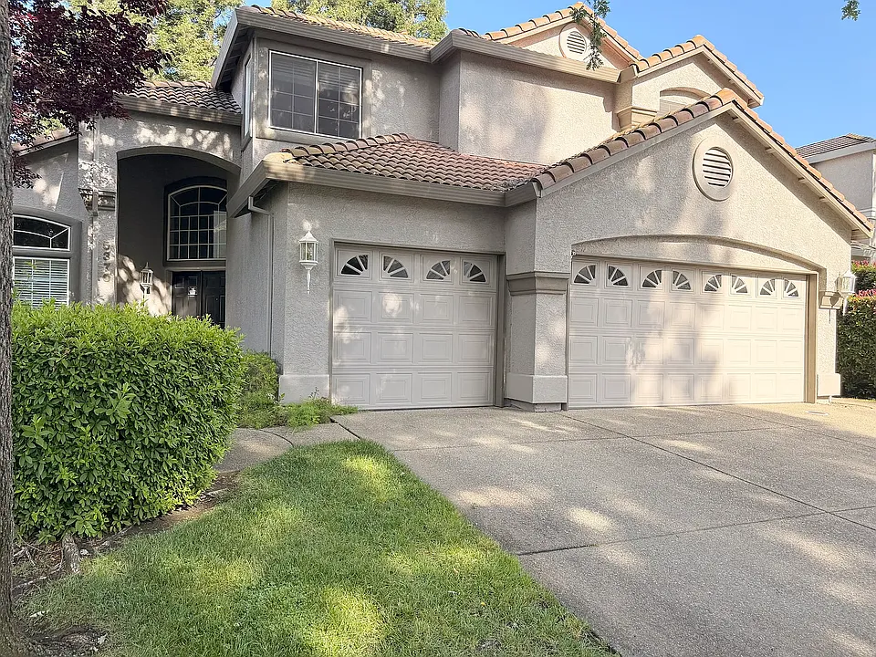 5370 Erickson Dr