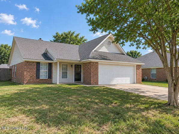 6411 Kristen Dr, Olive Branch, MS 38654