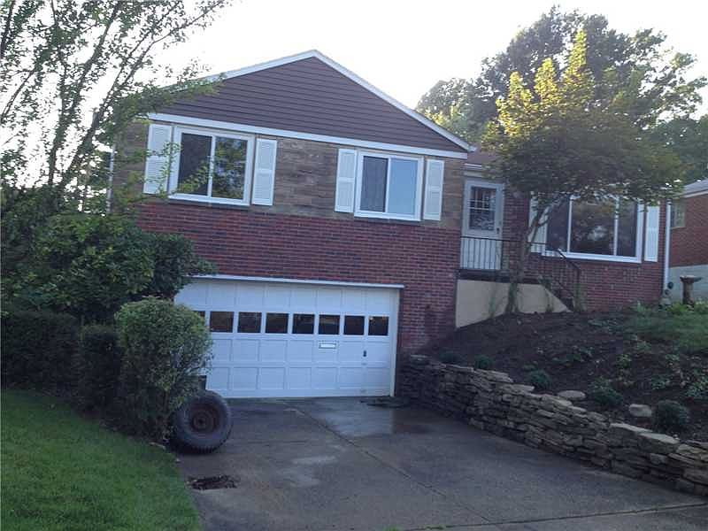1st image of 4830 Carlyn Dr
