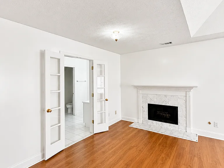 120 Oak Vista Ct — Photo 17