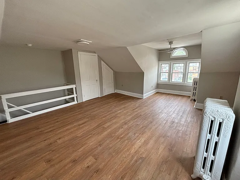 414 W Broad St #2 — Photo 4